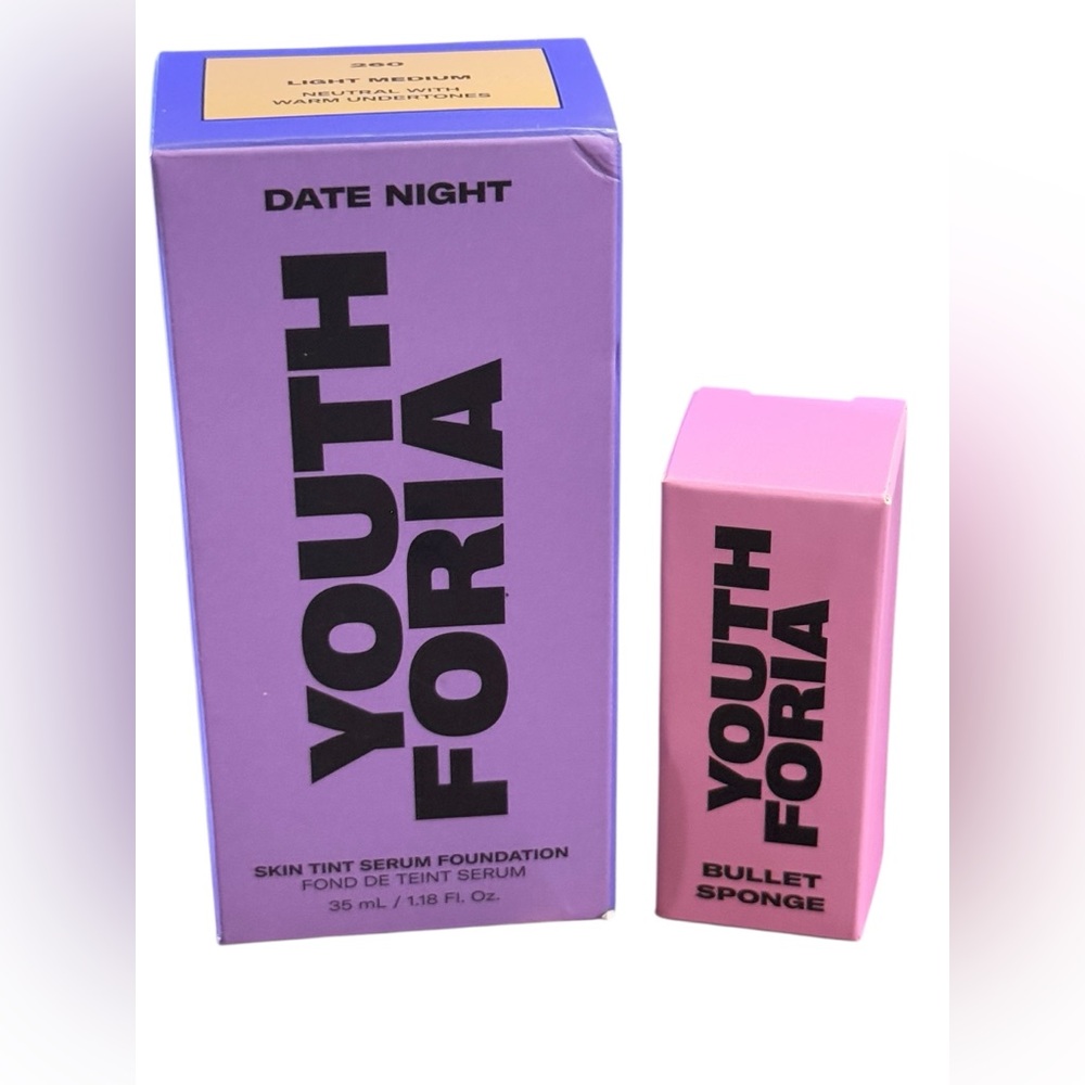 YouthForia Bundle Skin Tint Serum Foundation 260 Light Medium & A Bullet Sponge
